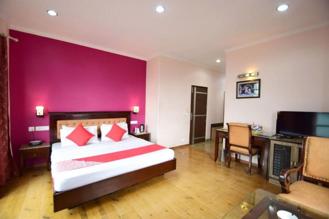 Goroomgo Marc Shimla Near Mall Road - Luxury Room - Excellent Service - Ample Parking - Best Hotel In Shimla Bagian luar foto